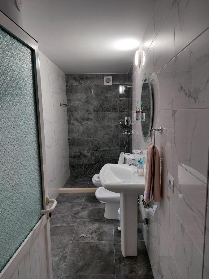 Herta Apartment Μπεράτ Εξωτερικό φωτογραφία