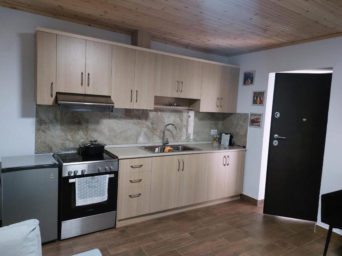Herta Apartment Μπεράτ Εξωτερικό φωτογραφία